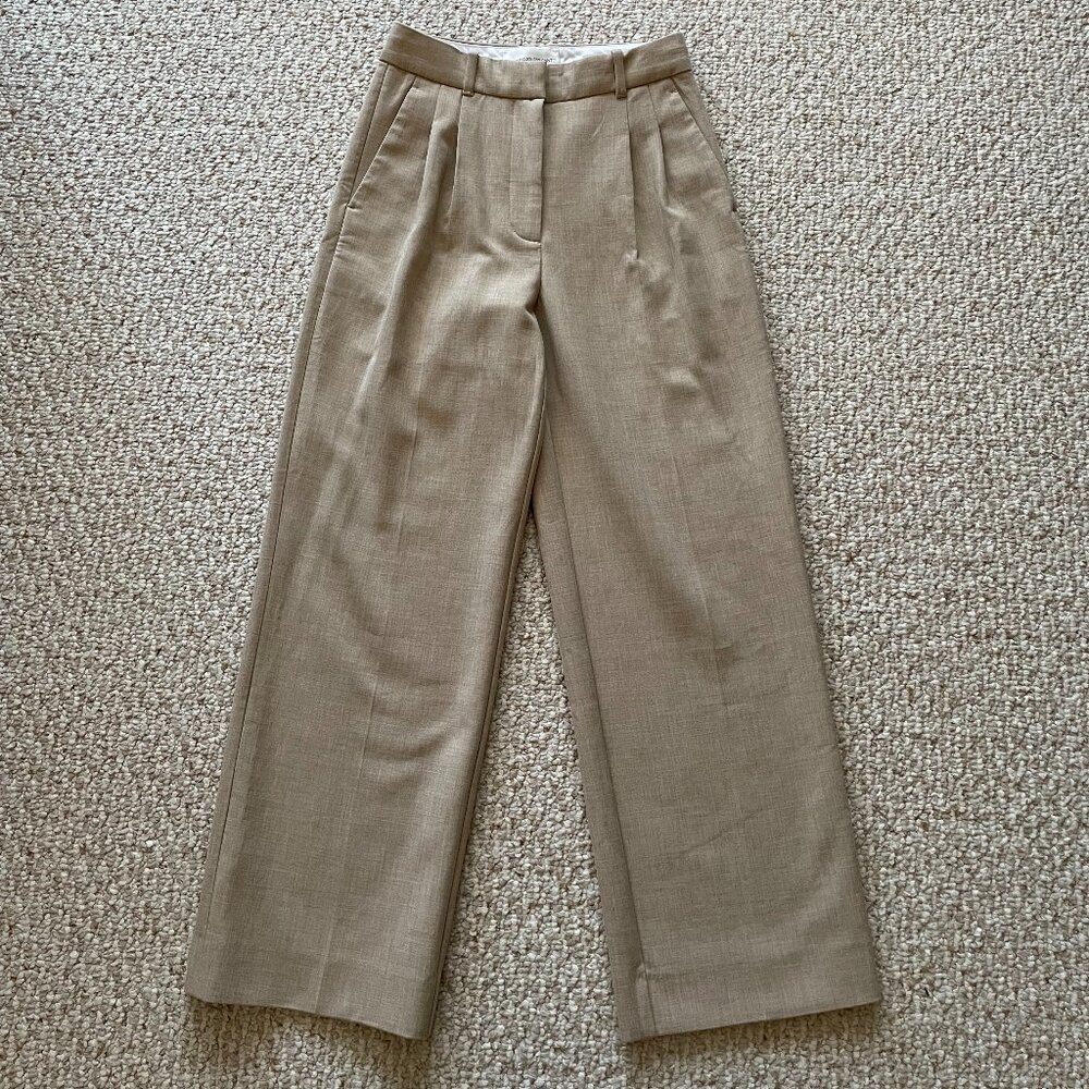 Aritzia Wilfred The Effortless Pant - (Re)ssential size 2 short